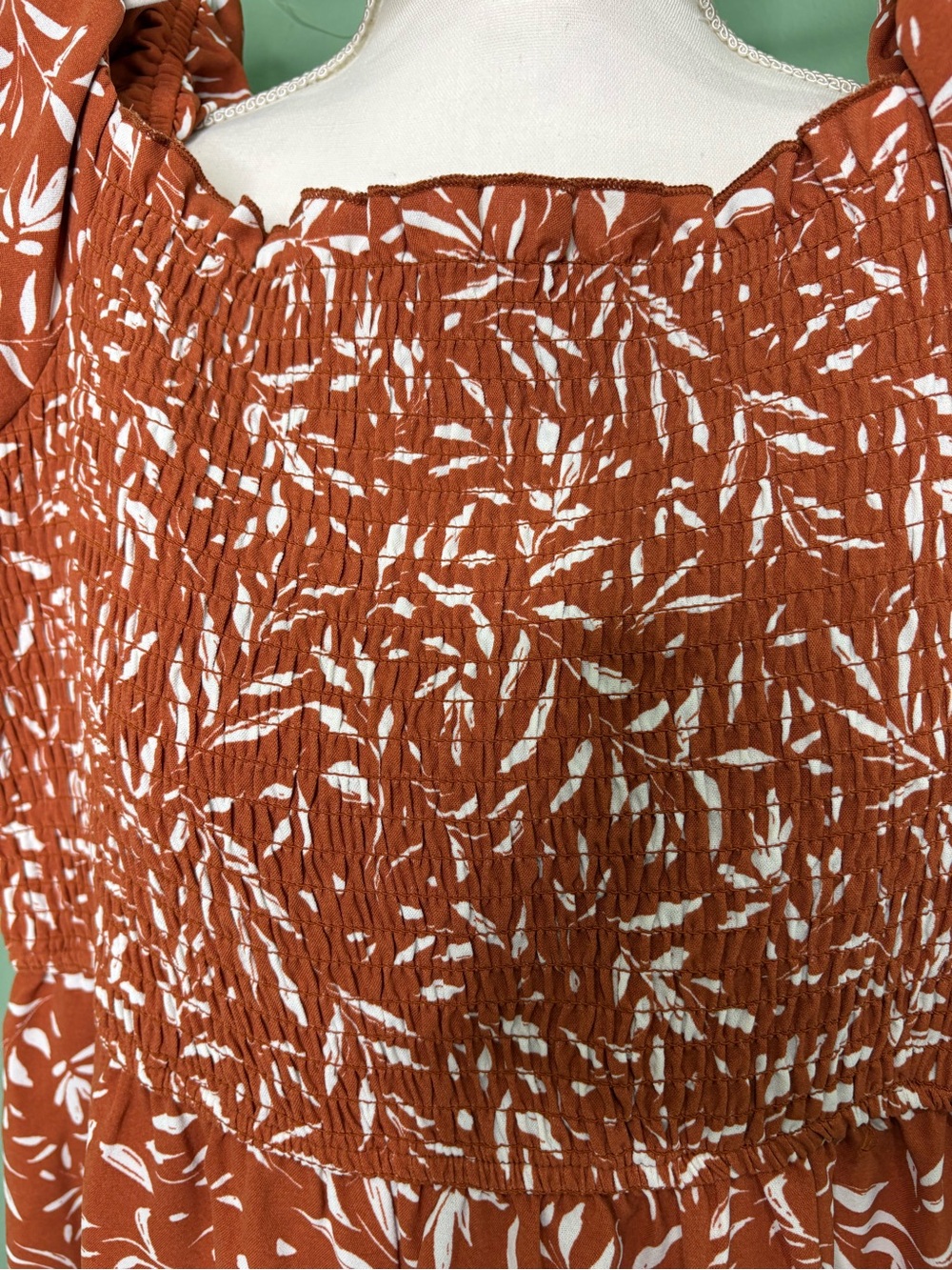 Inspired Hearts Rust Maxi jump suit with White Leaf Pattern - Picture 4 of 6